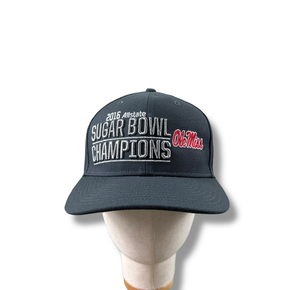 Nike Ole Miss Rebels 2016 Allstate Sugar Bowl Champions Gray Snapback Hat LNWOT